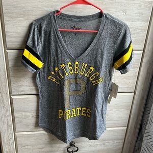 NWT Pittsburgh Pirates Top